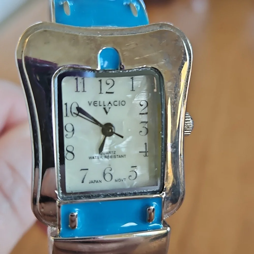 Vellacio Buckle Cuff Bracelet Watch OS